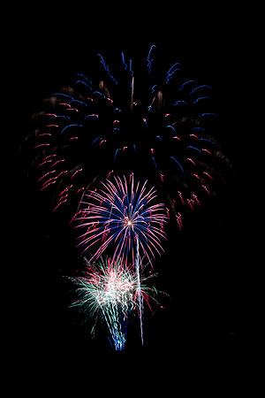 Photo Club5Fireworks7-10-26.cc