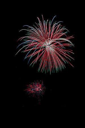 Photo Club3Fireworks7-10-26.cc