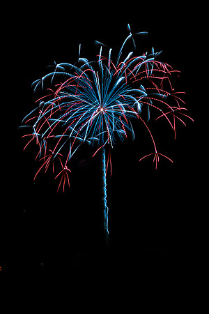 Photo Club14Fireworks7-10-26.cc