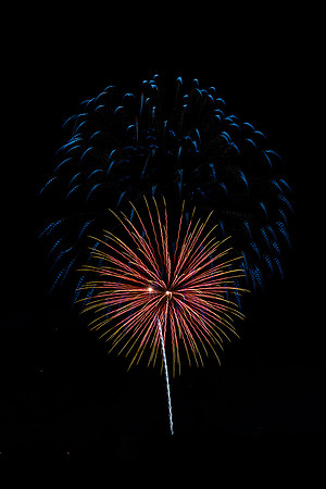 Photo Club13Fireworks7-10-26.cc