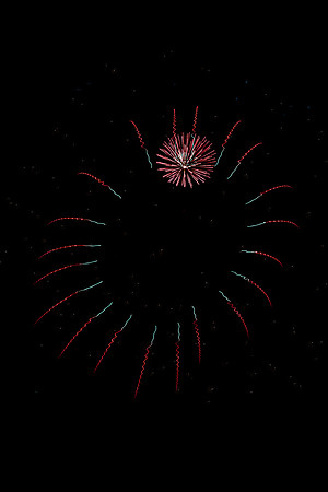 Photo Club17Fireworks7-10-26.cc