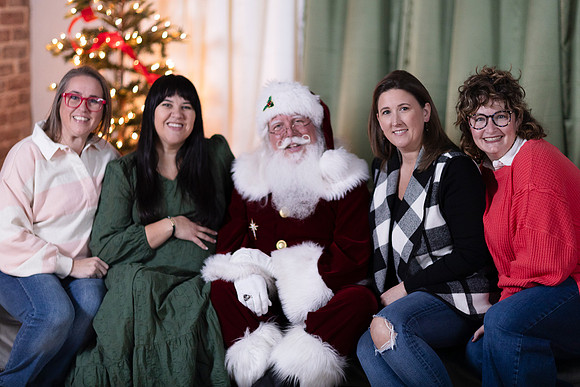 Mom, Santa. 212-24.CC