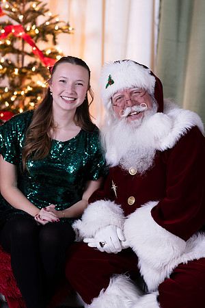 Peevyhouse Santa. 112-24.CC