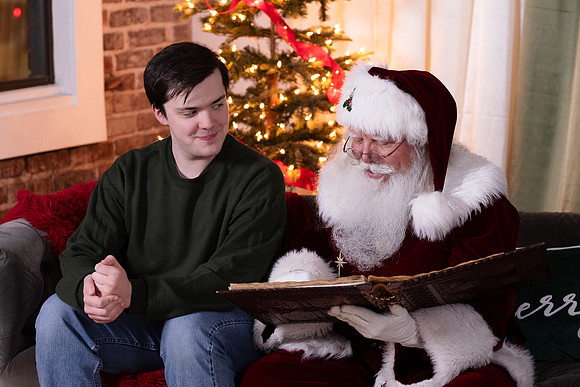 Peevyhouse Santa. 3912-24.CC